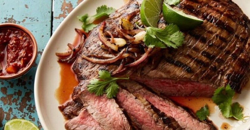 Colita de cuadril y otros cortes son los más demandados por los turistas locales y extranjeros.jpg