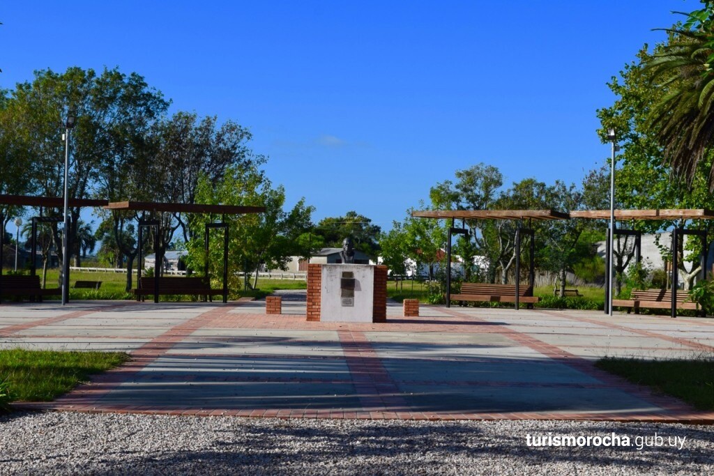 Plaza de 19 de abril. 