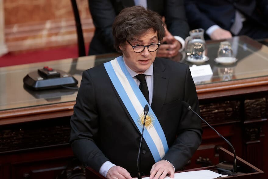 El Presidente argentino Javier Milei vetó la ley de financiamiento universitario