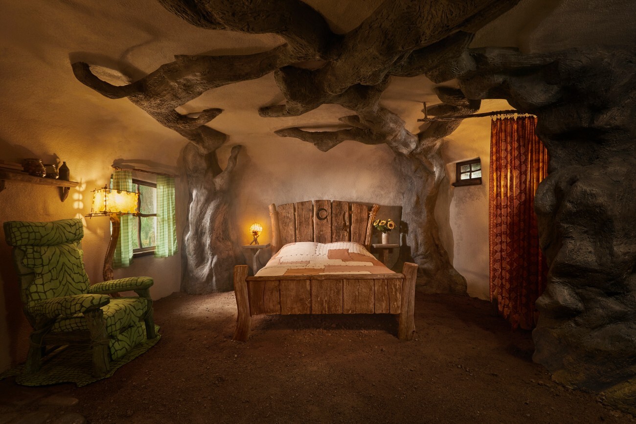 Dormitorio en la casa del pantano de Shrek de Airbnb.