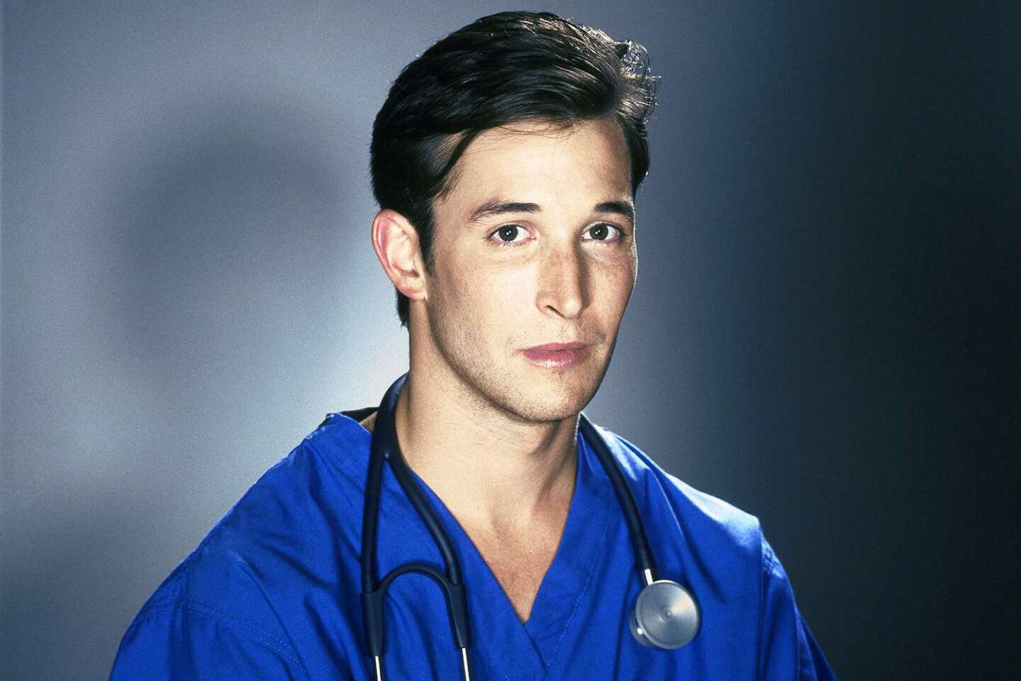 noah-wyle-ER-062424-3-8b1bed91cd96400f9038cbfd0786aedc.jpg