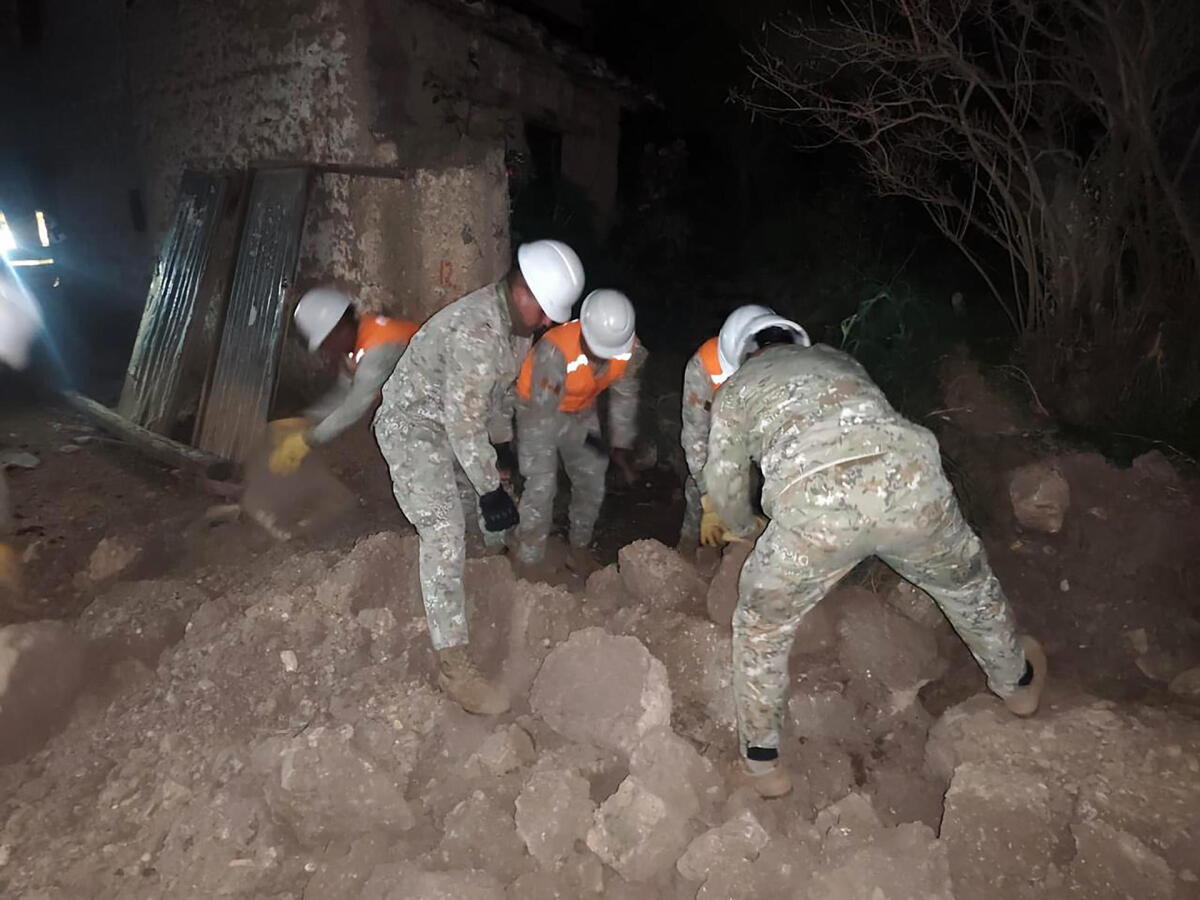 Escombros de casas afectadas por un sismo en la provincia de Chupaca, en la región de Junín (Perú).