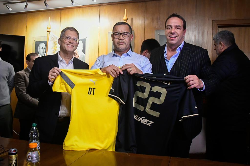 La presentación de Darío Rodríguez como entrenador de Peñarol.