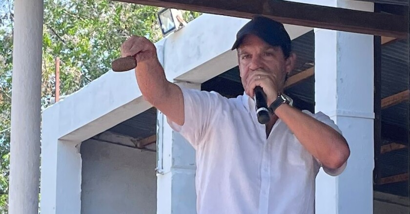 Ale Zambrano.jpg