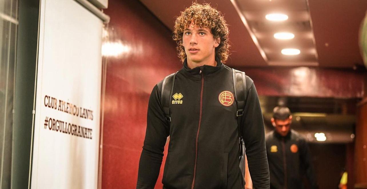 Luciano Boggio en Lanús.
