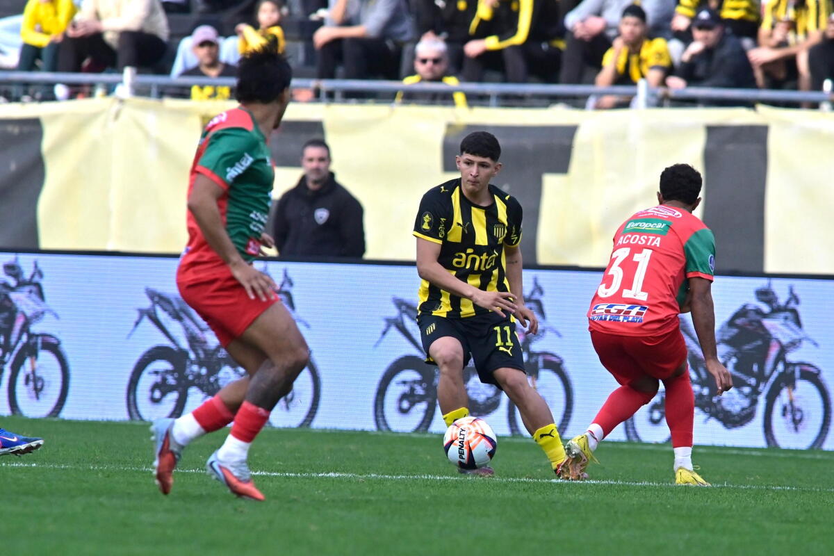 Octava fecha del Torneo Clausura: Peñarol y Nacional juegan el sábado y Defensor recibe a Danubio el domingo