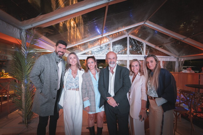 Sebastián Abreu, Paola Firenze, Catalina Ferrand, Luis Crisci Blanco, Inés Paullier y Lorena Satut.