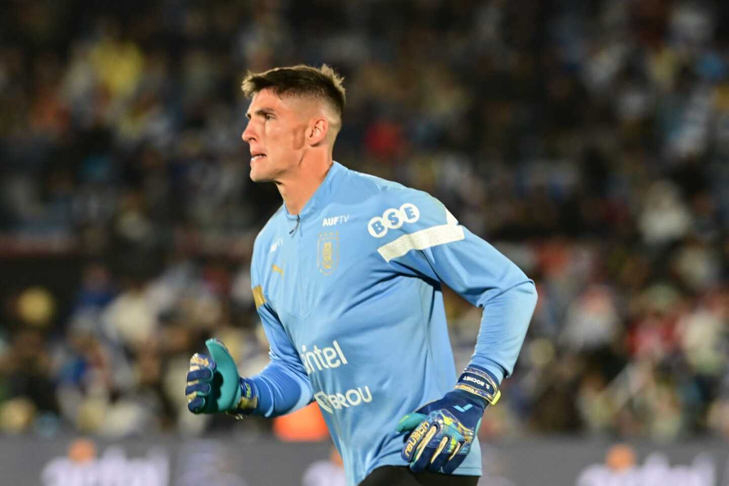 Sergio Rochet en la previa del Uruguay vs. Brasil.