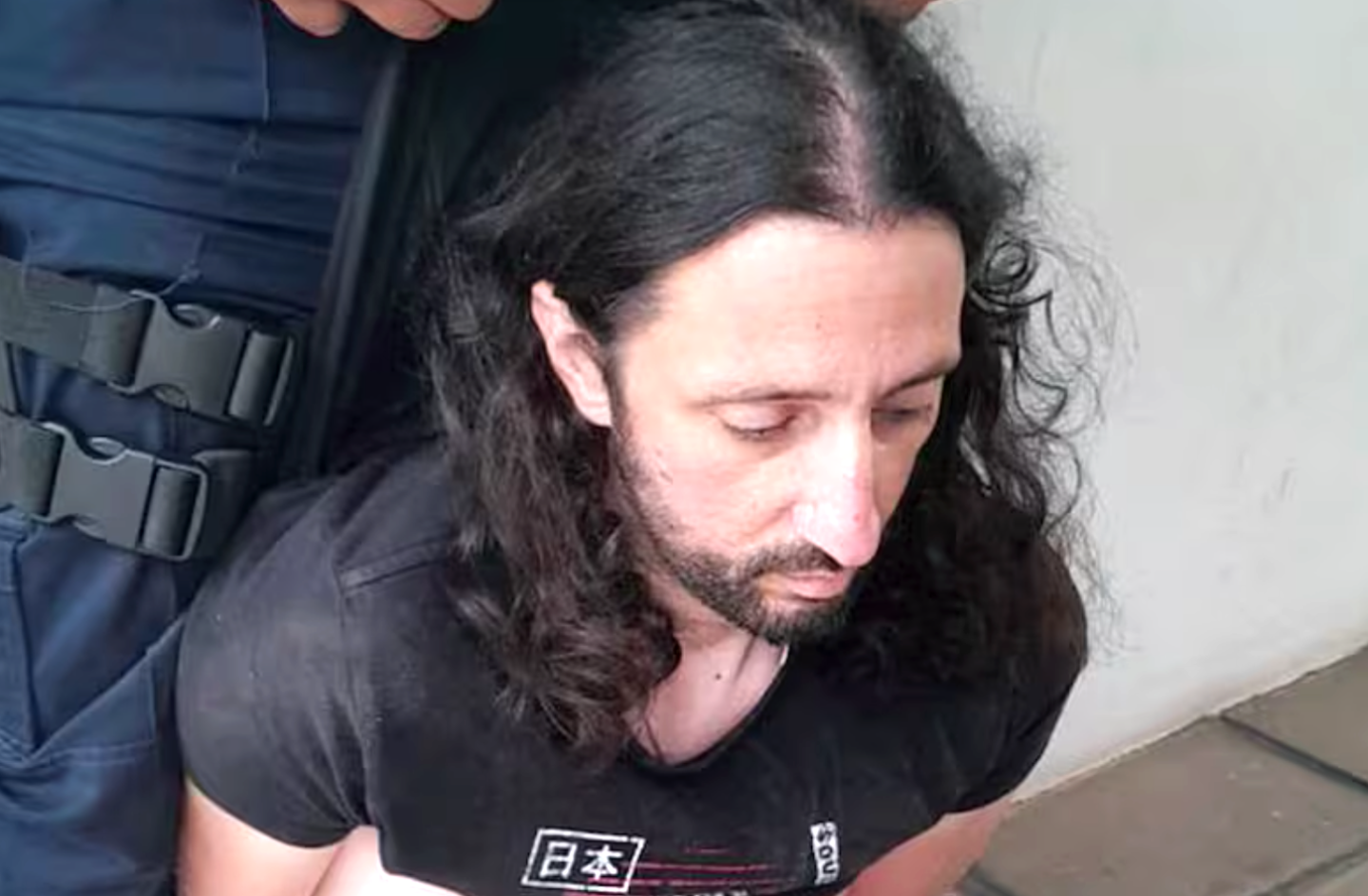 La policía argentina difunde imagen de Pablo Laurta acusado de doble femicidio.
