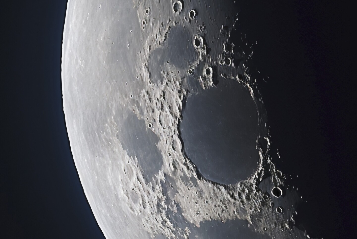 Cráteres de la Luna.