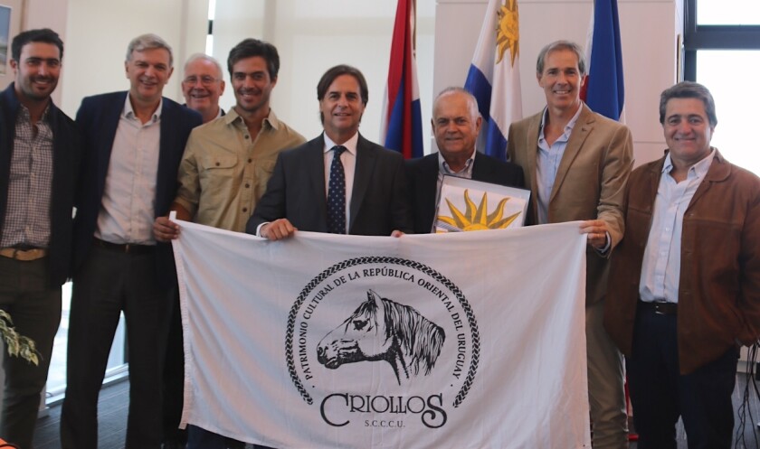 Criollos con Lacalle.jpg