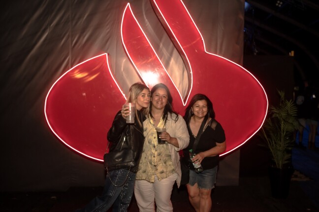 Joaquina García, María Carlos Trindade, María Betarte