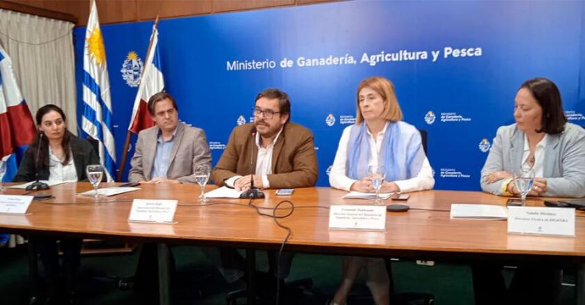 Autoridades del Ministerio de Ganadería Agricultura y Pesca.