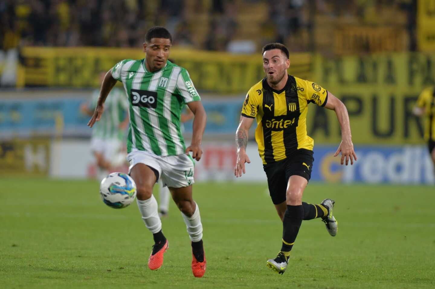 Peñarol vs Racing de Montevideo