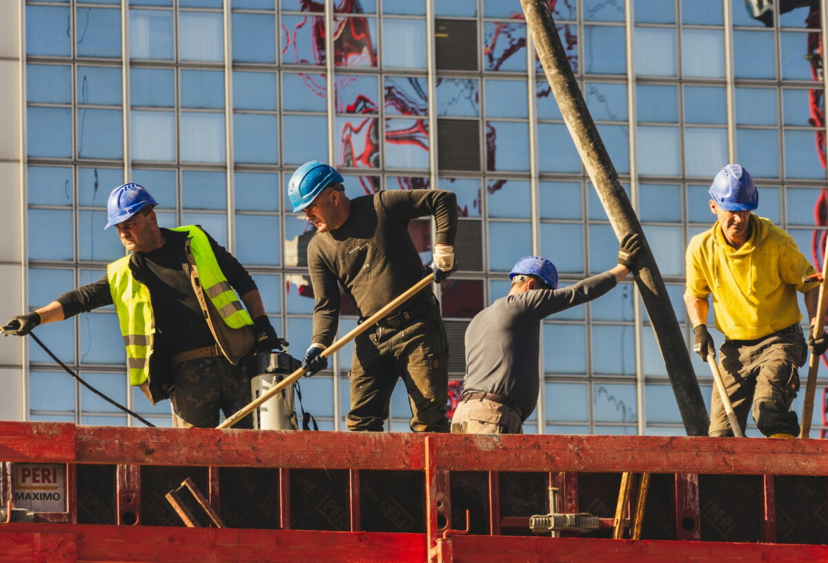Pérdida de poder de compra en Uruguay: los salarios públicos y privados cayeron en setiembre
