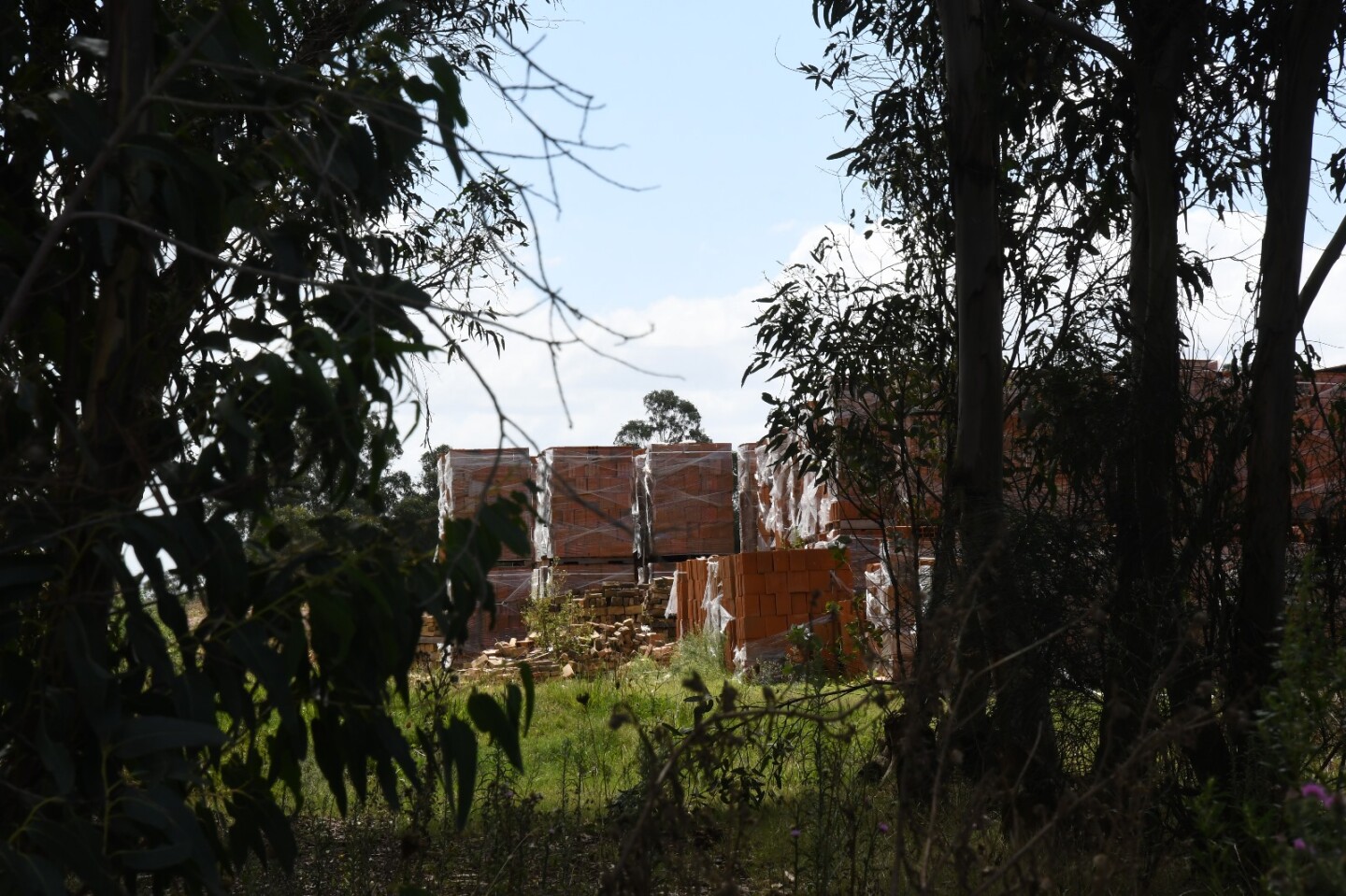 Vista del material que está en la fábrica. 