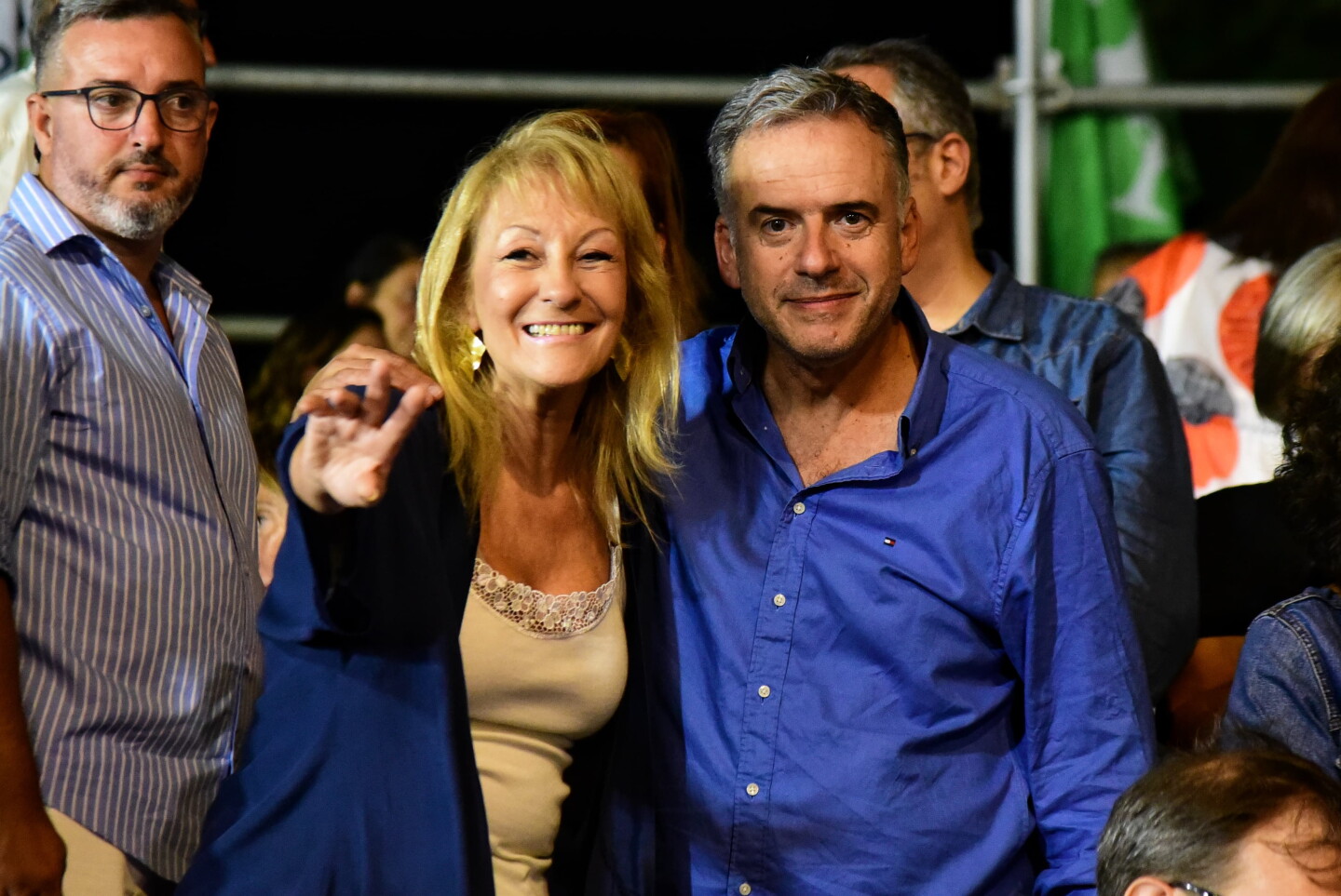 Carolina Cosse y Yamandú Orsi en el Desfile de Llamadas 2025.