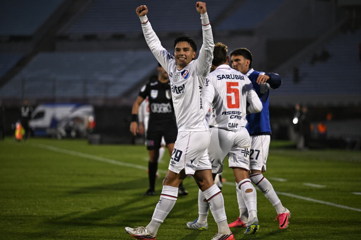 Nacional está al acecho en el Clausura, Carreño marcó patrones que se respetan y el hincha le canta a los jugadores