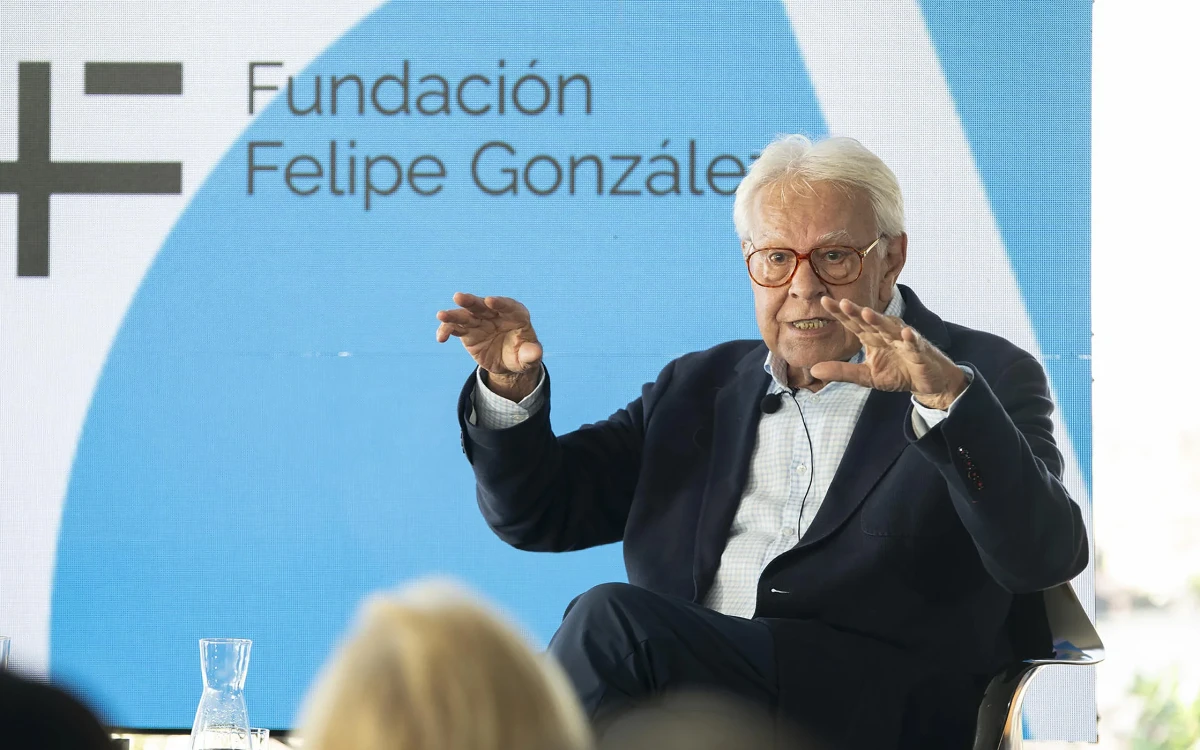 Felipe González pide “responsabilidad política” a Pedro Sánchez por casos de corrupción: renuncia o elecciones