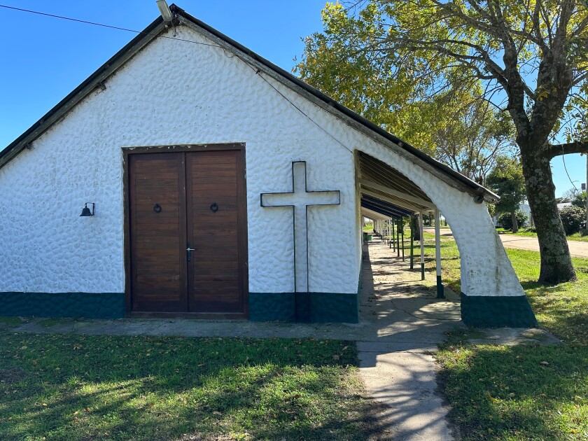 Iglesia en Arrozal 33.
