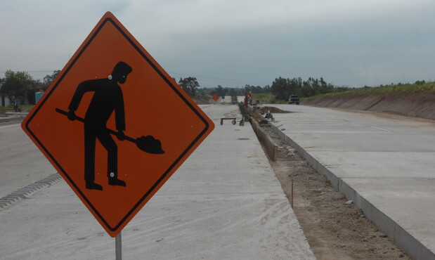 CONSTRUCCION