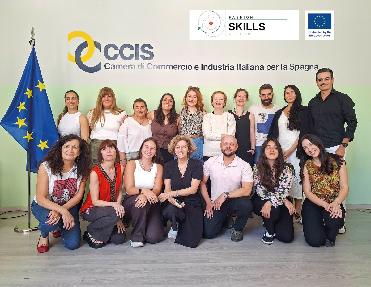 Proyecto Erasmus+ CB-VET-LA cofinanciado por la Comisión Europea,