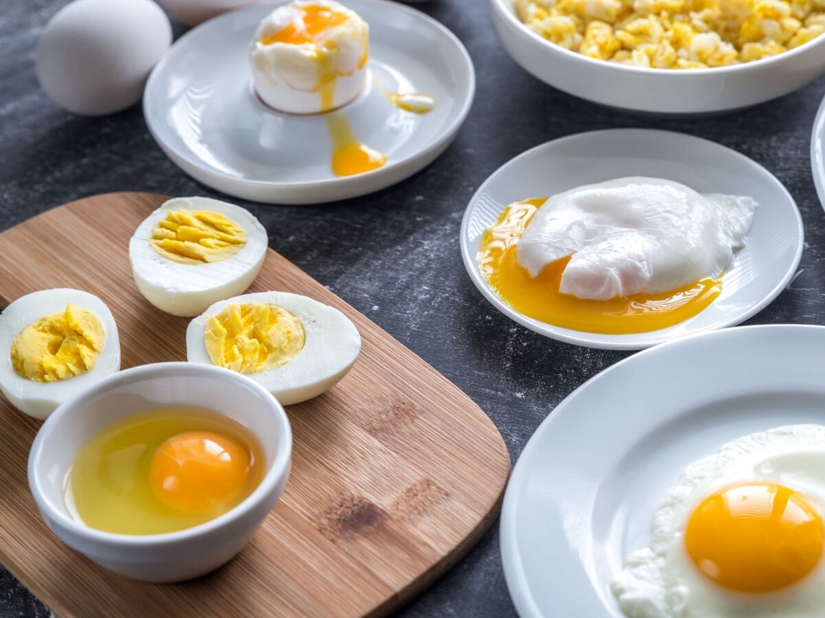 Huevos con diversas formas de preparación