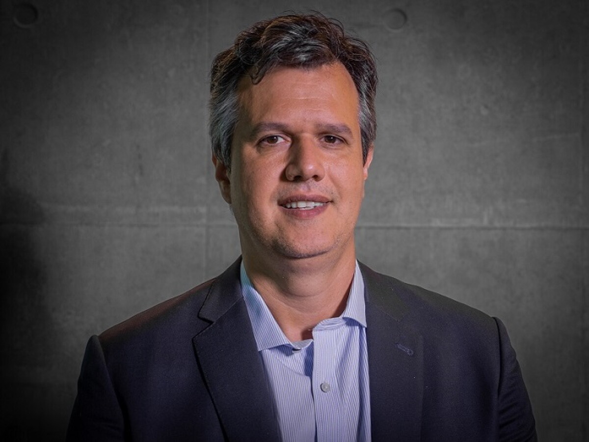 Álvaro Fuentes, Defensa del Consumidor.