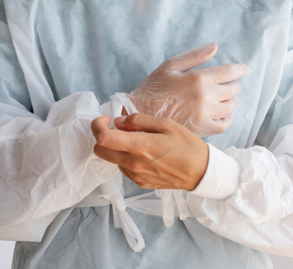 Doctor, guantes sanitarios