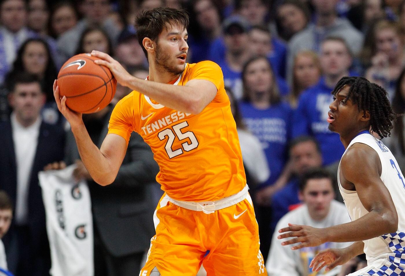 Santiago Vescovi con los Tennessee Volunteers
