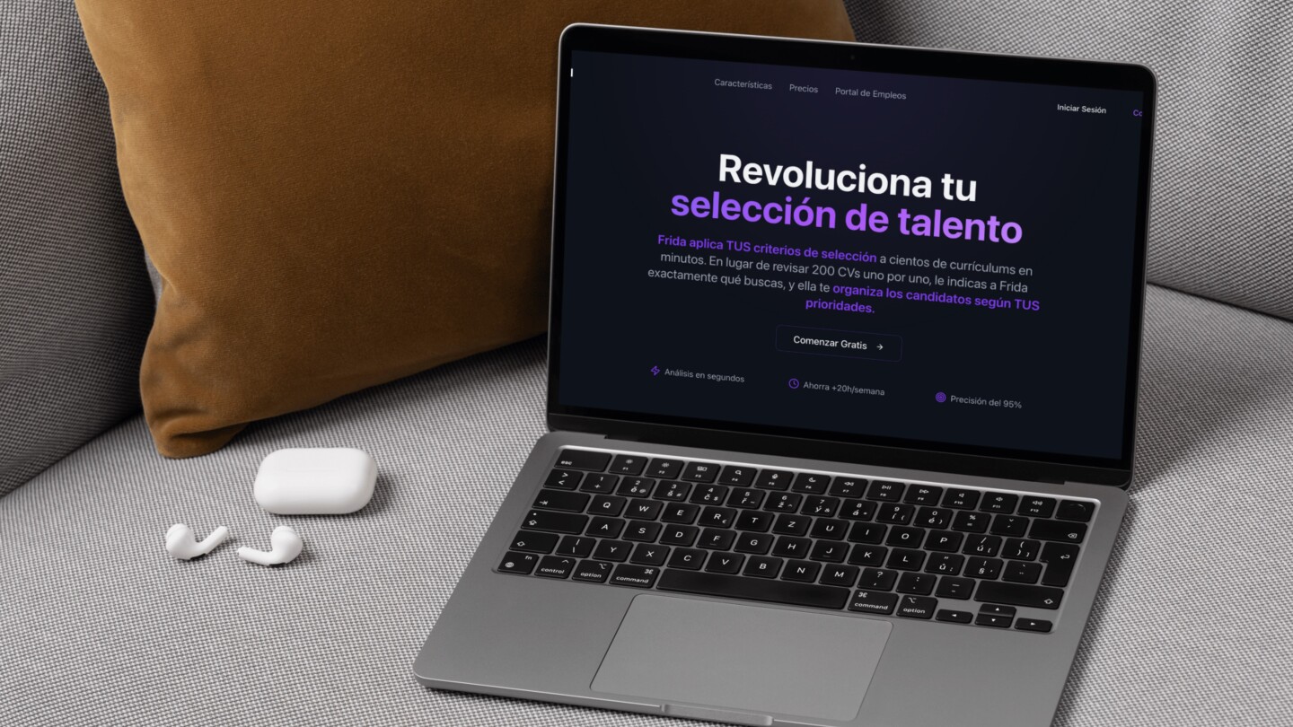 Frida. La plataforma analiza unos 240 currículums por hora.