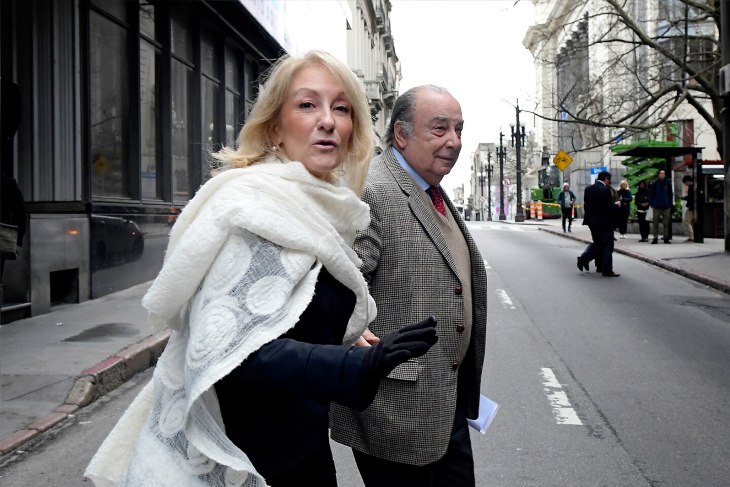 Carolina Cosse llegando a Fiscalía de Delitos Económicos, para declarar por construcción del Antel Arena. Foto: Leonardo Maine.