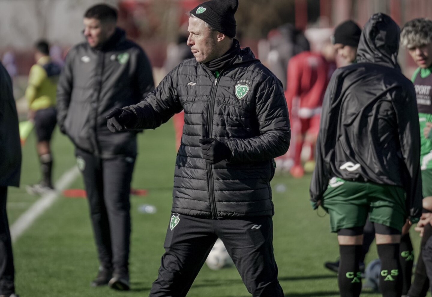 Israel Damonte, entrenador de Sarmiento.