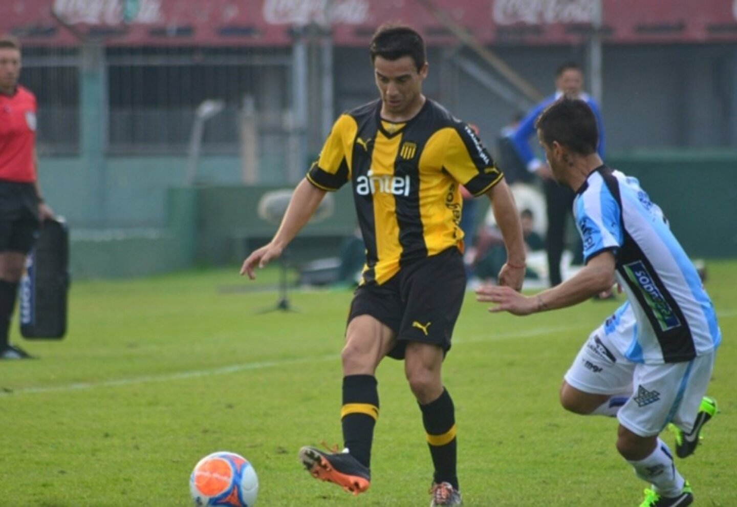 Andrés Rodales con la camiseta de Peñarol.