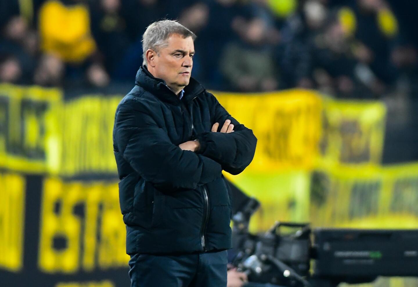 Diego Aguirre, entrenador de Peñarol, durante el partido ante Racing por Copa Libertadores.