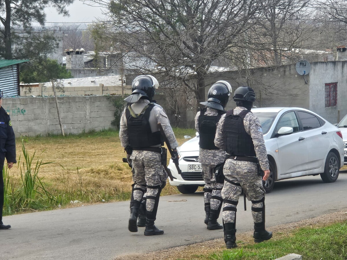 Policía Republicana en el operativo por cuádruple homicidio en Villa García