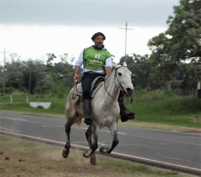 martineta-rumbeadora-con-gonzalo-souza-ganado-la-marcha-ficcc-en-argentina-1.jpg