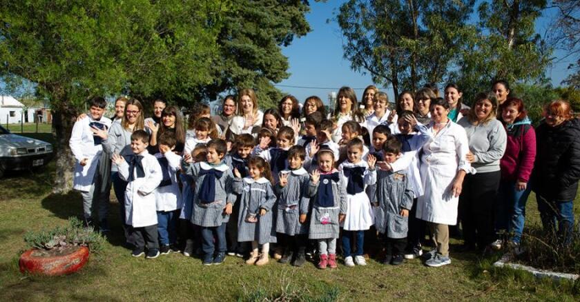 Autoridades de MGAP con Escuelas Rurales.