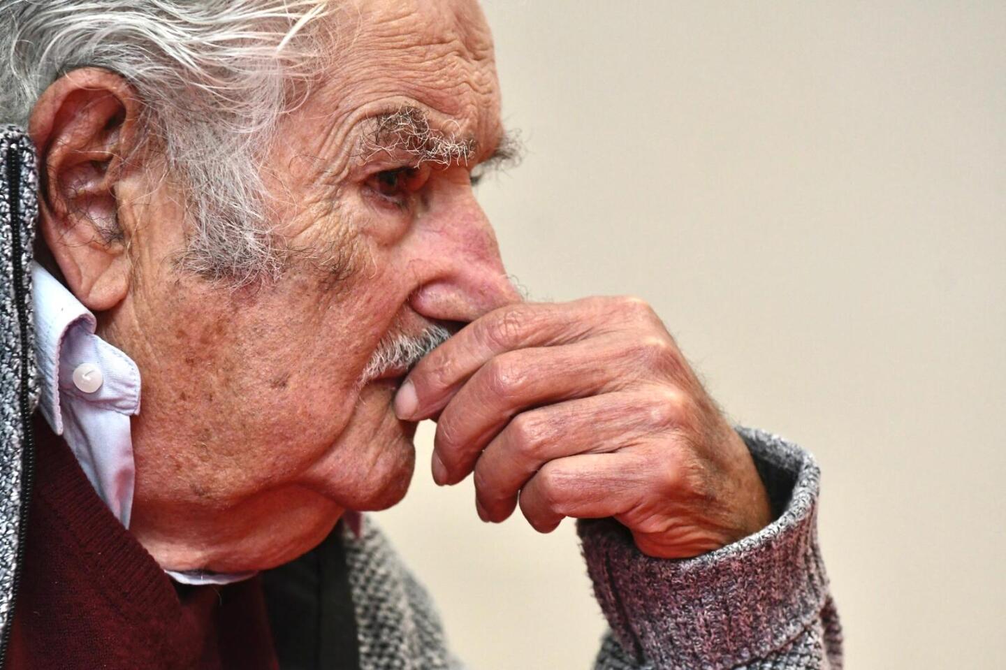 José Mujica en la conferencia de prensa en la que anunció que tiene un tumor en el esófago.