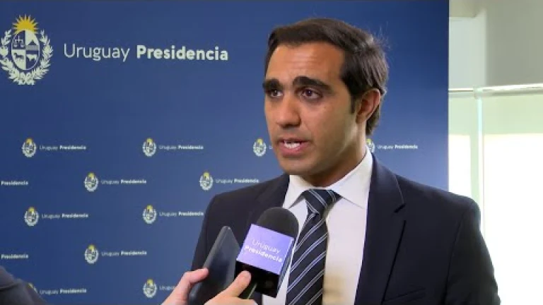 Entrevista al subsecretario de Salud Pública, José Luis Satdjian