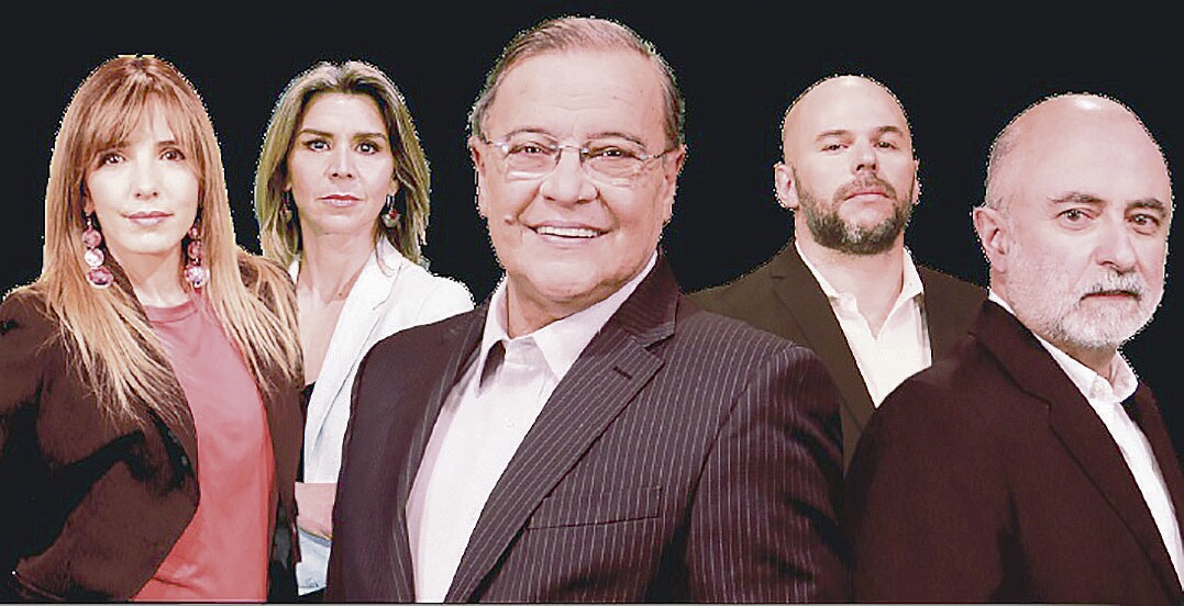 Jorge Traverso vuelve a la televisión en "´Periodistas". Lo acompañan Alfonso Lessa, Cecilia Olivera, Diego Zas y María Eugenia Cattaneo.