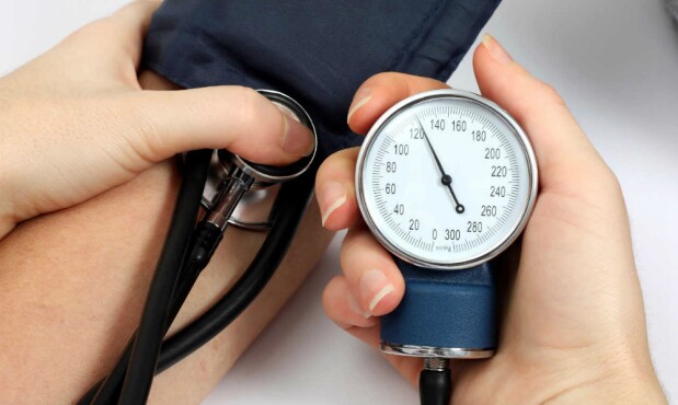 La presión alta a los 50 puede llevar a la demencia