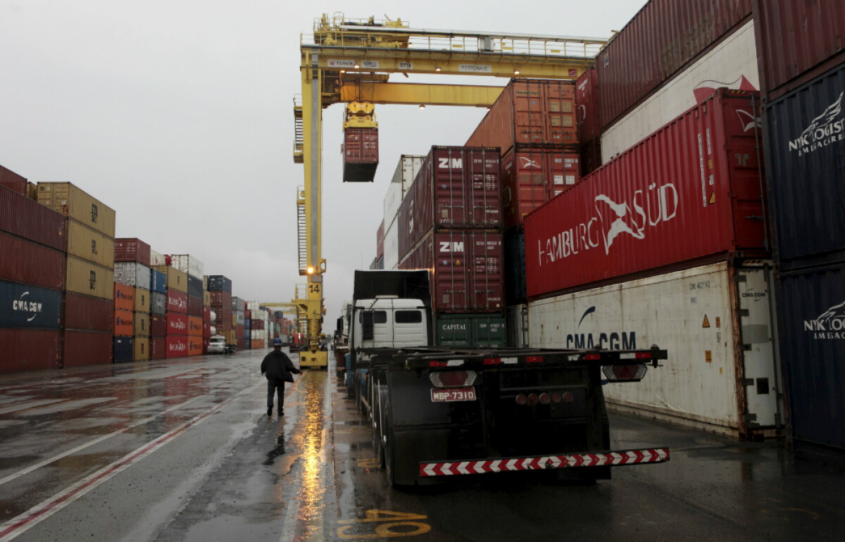 Sindicato de papeleros denuncia “competencia desleal” por importaciones desde Argentina y pide regulación para evitar seguro de paro