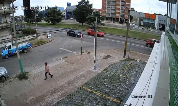 Choque de moto e inspector de tránsito en Buceo