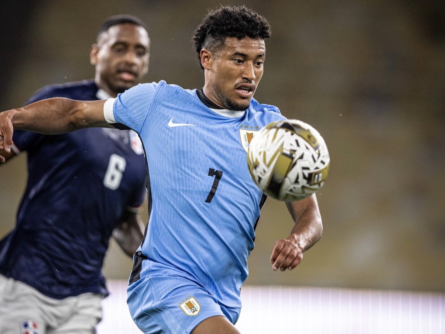 Kevin Amaro con la selección de Uruguay frente a República Dominicana