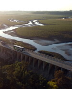 Sequía histórica en el embalse Canelón Grande: vista aérea de la represa sobre la Ruta 5