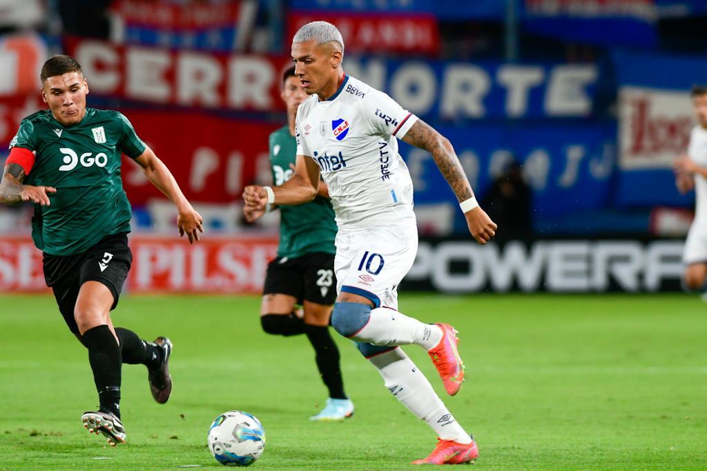 Franco Fagúndez y Agustín Rodríguez en Nacional-Racing.