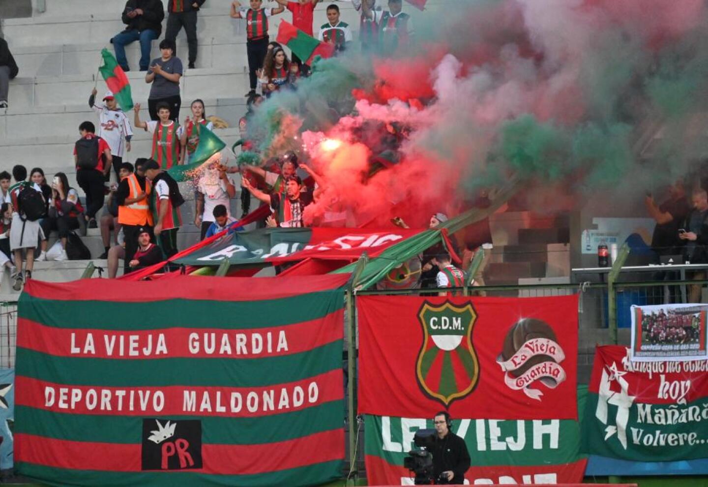 Deportivo Maldonado 21 River Plate lo dio vuelta en 7' con goles de