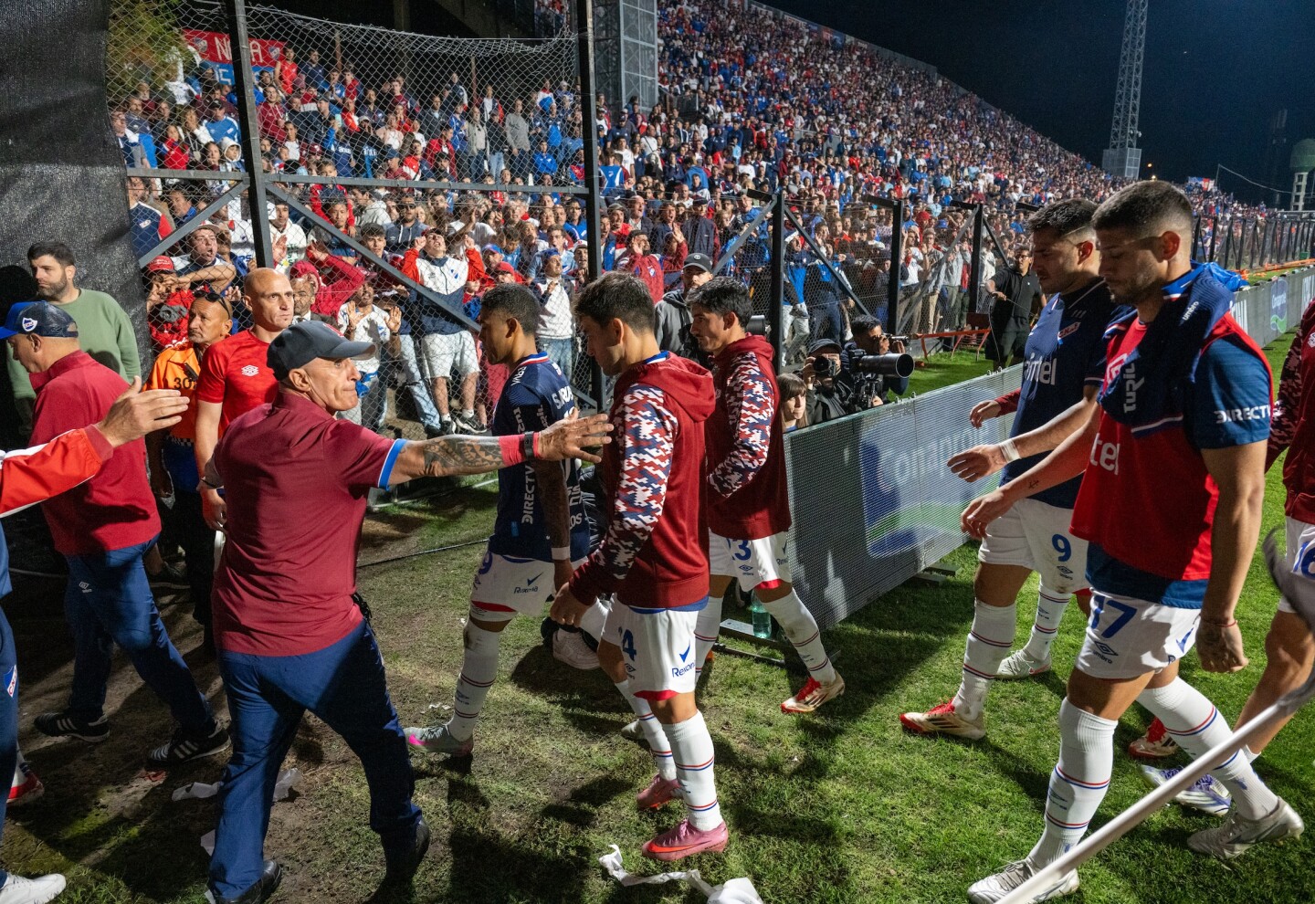 Insultos de hinchas de Nacional tras el empate en el Parque Viera