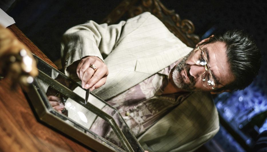 César Troncoso en la serie Impuros hasta que la muerte los separe